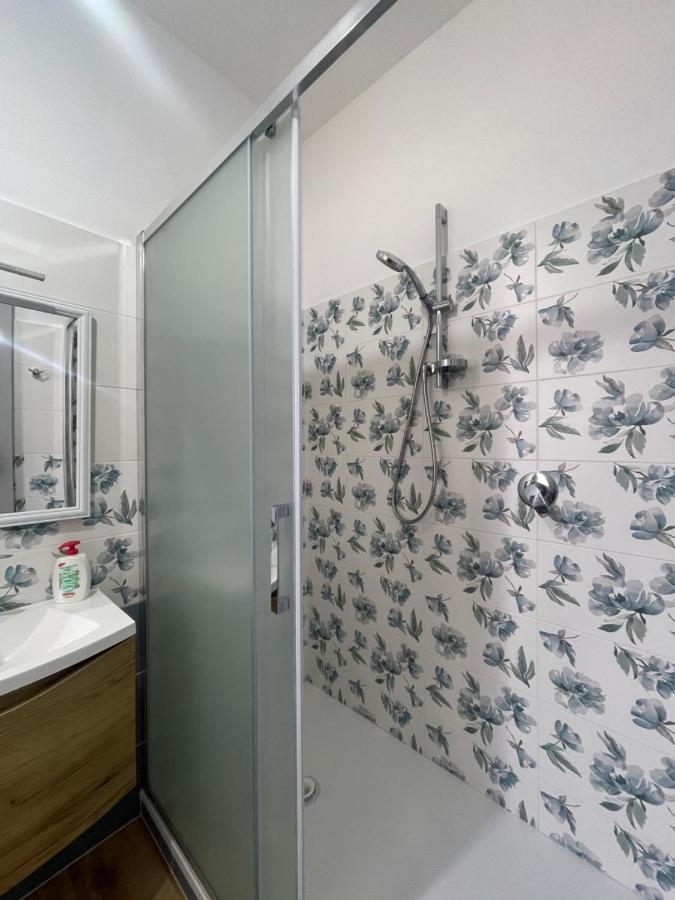 Affittacamere Il Vicoletto Aria Ona Villagrande Strisaili Exterior photo
