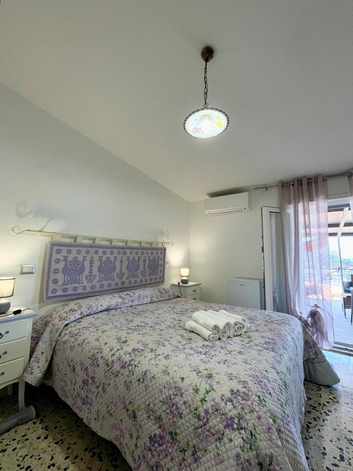 Affittacamere Il Vicoletto Aria Ona Villagrande Strisaili Exterior photo